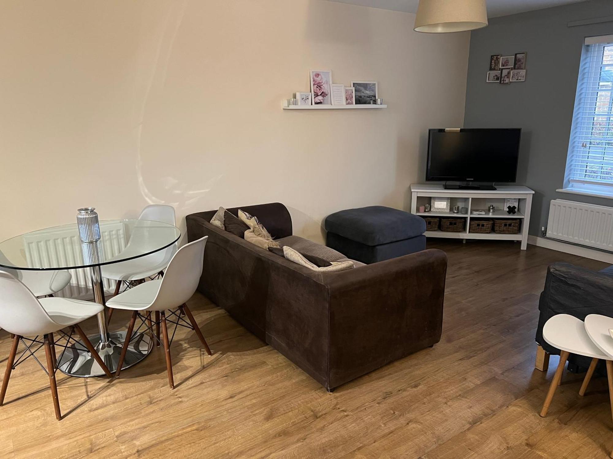 Home Away From Home: Cozy Two Bedroom Apartment Banbury Luaran gambar
